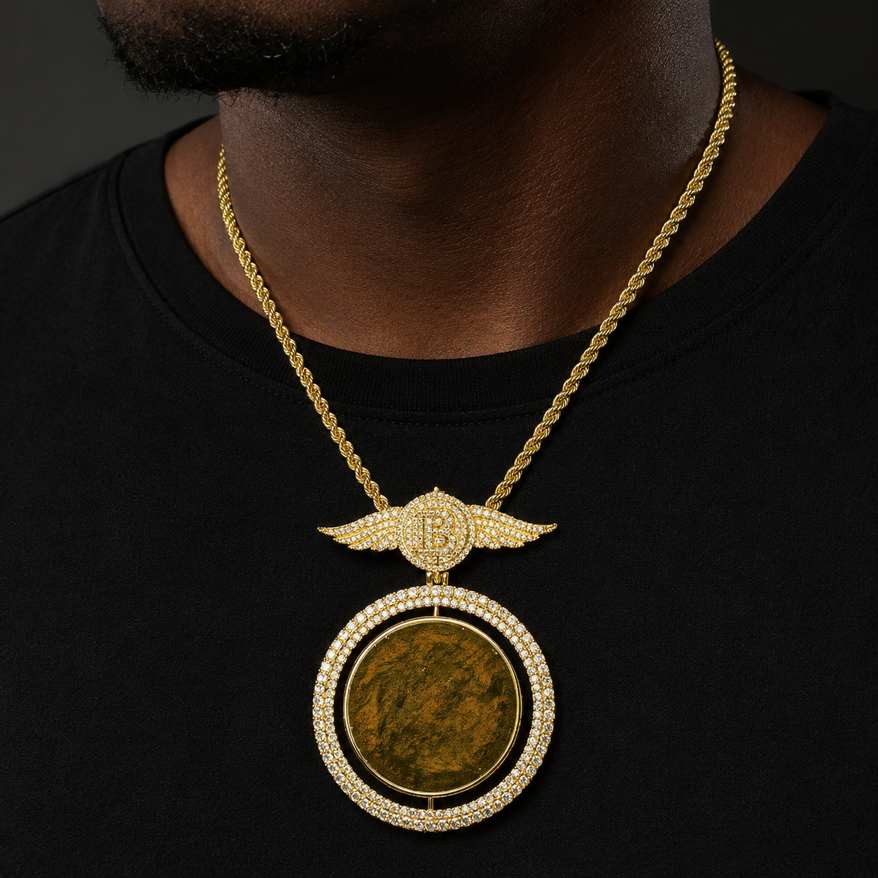 Bubble Letter Iced Out Custom Photo Necklace for Men Wing Bail 5A Cubic Zirconia Gold Plated Hip Hop Jewelry