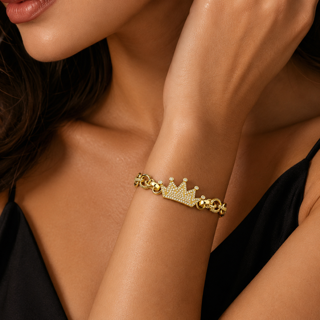 Bubble Letter Iced Out Belcher Bracelet Crown for Women Gold Plated 5A Cubic Zirconia Hip Hop Jewelry