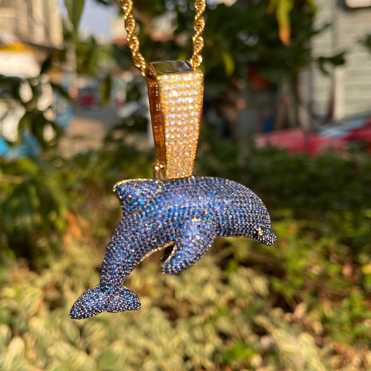 Bubble Letter Iced Out Dolphin Animal Necklace for Men Two Tone Pendant Hip Hop Jewelry 2023 Drop Shipping Products