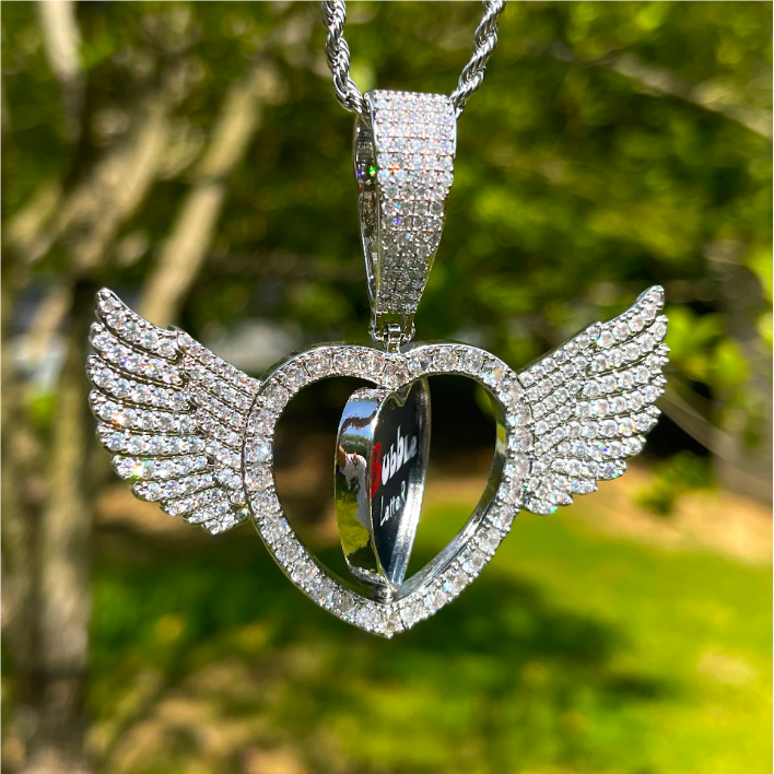 Bubble Letter Iced Out Angel Wing Rotating Heart Necklace Pendant for Women Custom Photo Chain Hip Hop Jewelry