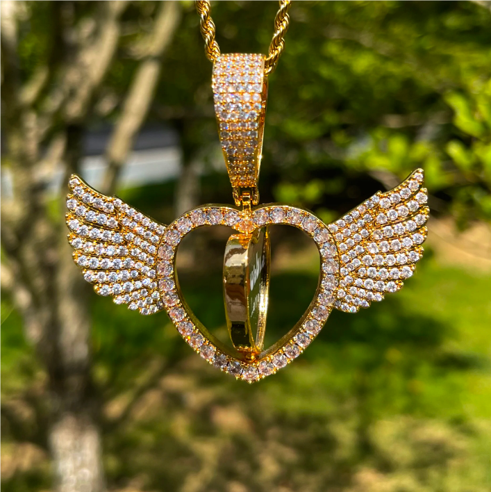 Bubble Letter Iced Out Angel Wing Rotating Heart Necklace Pendant for Women Custom Photo Chain Hip Hop Jewelry