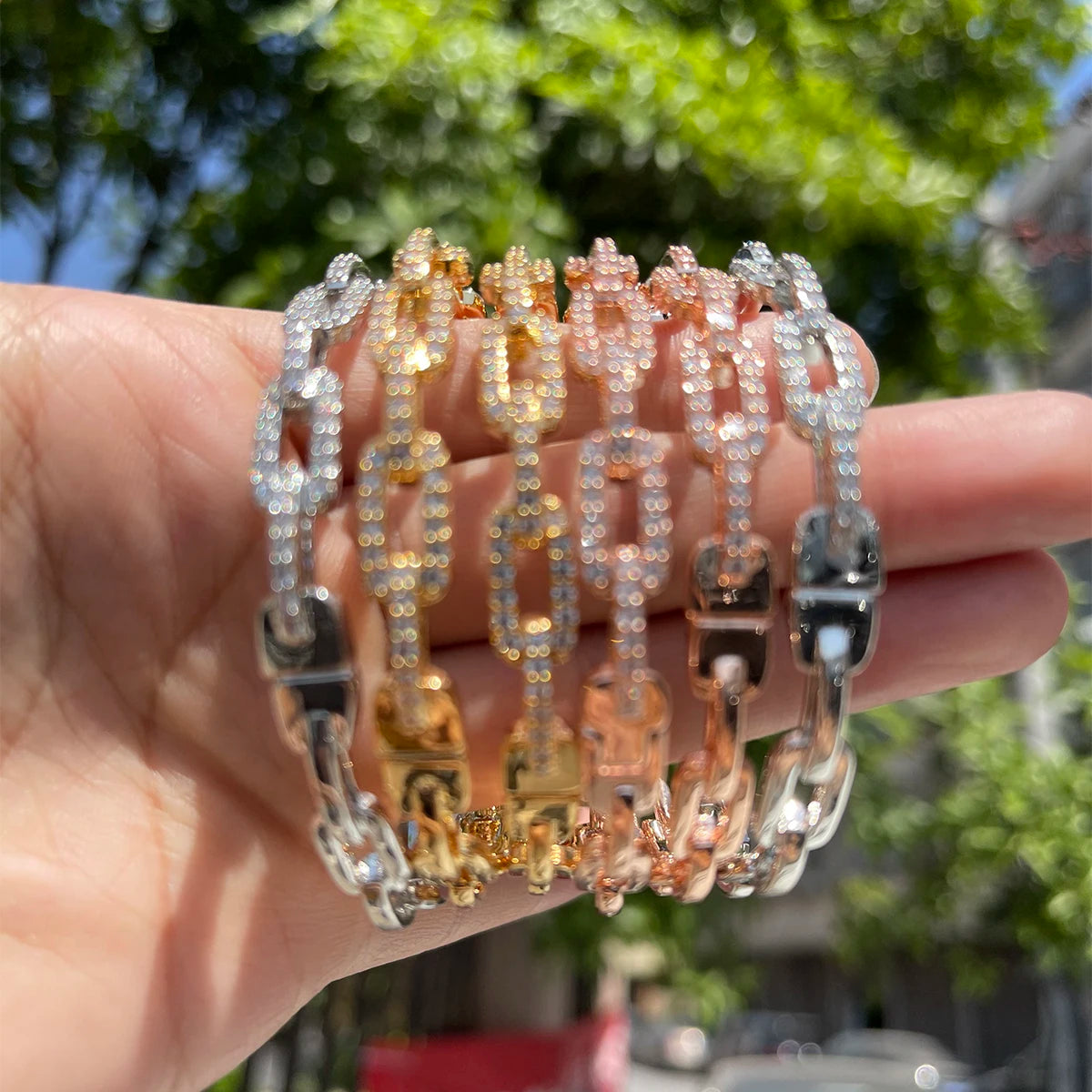 Bubble Letter Women Bangle Iced Out Bracelet Copper Cubic Zircon Hip Hop Fashion Jewelry Best Selling Drop Shipping Items