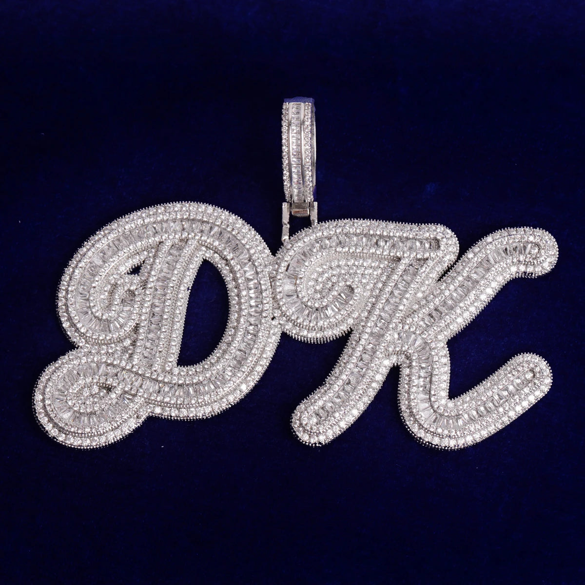 Bubble Letter Baguette Name Plate Necklace for Women Custom Pendant Iced Out Charms Hip Hop Fashion Jewelry