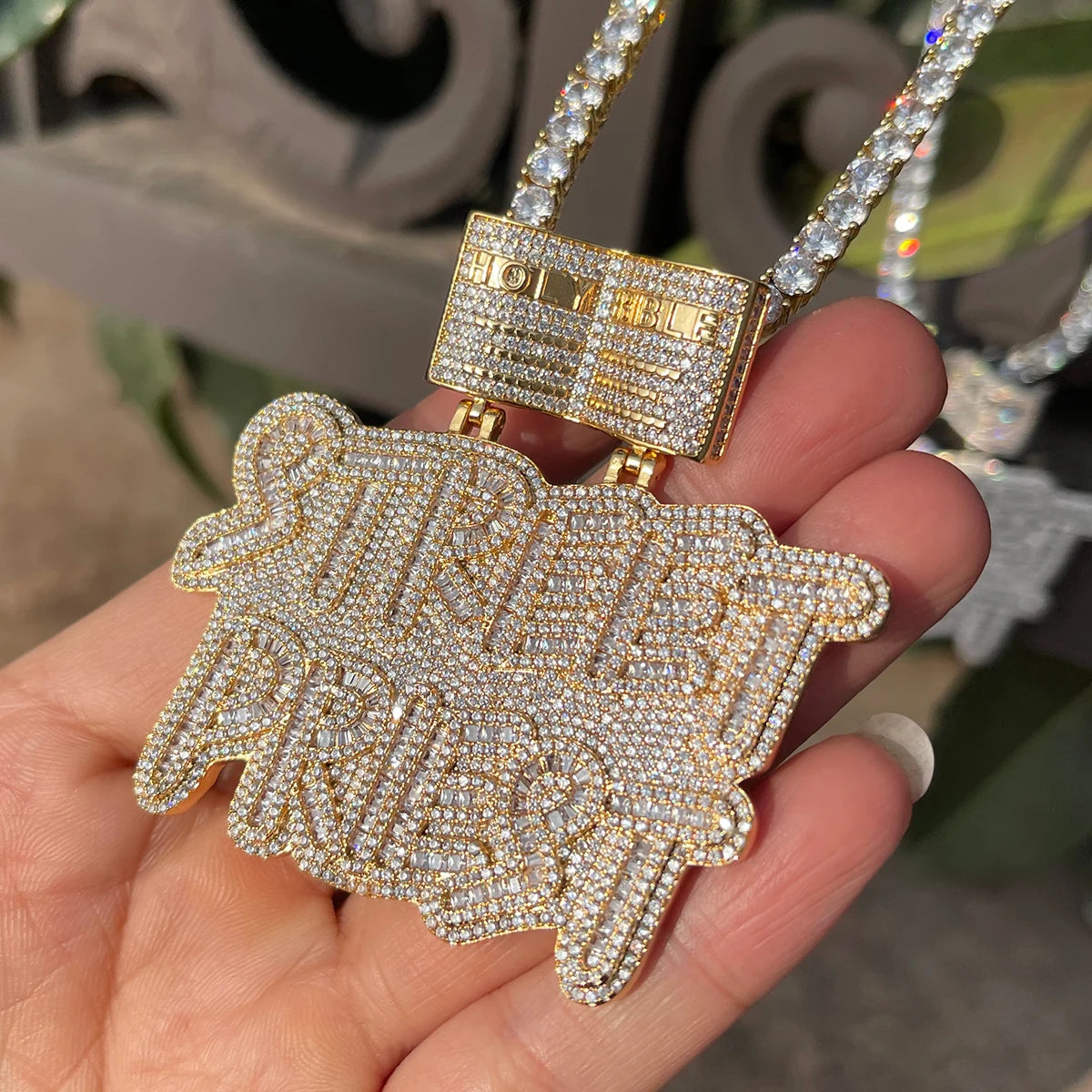 Bubble Letter Iced Out Street Priest Pendant Necklace Prong Setting Cubic Zirconia Real Gold Plated Hip Hop Fashion Jewelry