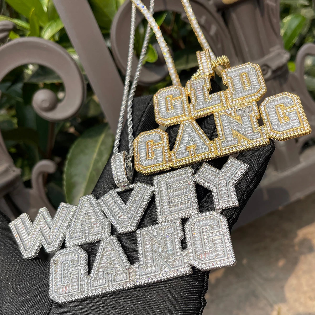 Bubble Letter Two Tone Custom Name Plates Necklace for Men Baguette Iced Out Personalized Pendant Prong Setting Hip Hop Jewelry