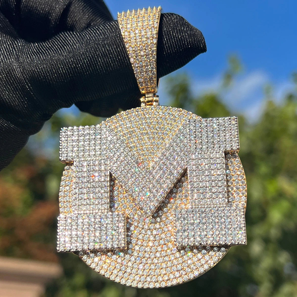 Bubble Letter Iced Out Disc Pendant Custom Name Necklace Men Personalized Charms Real Gold Plated Hip Hop Jewelry Prong Setting