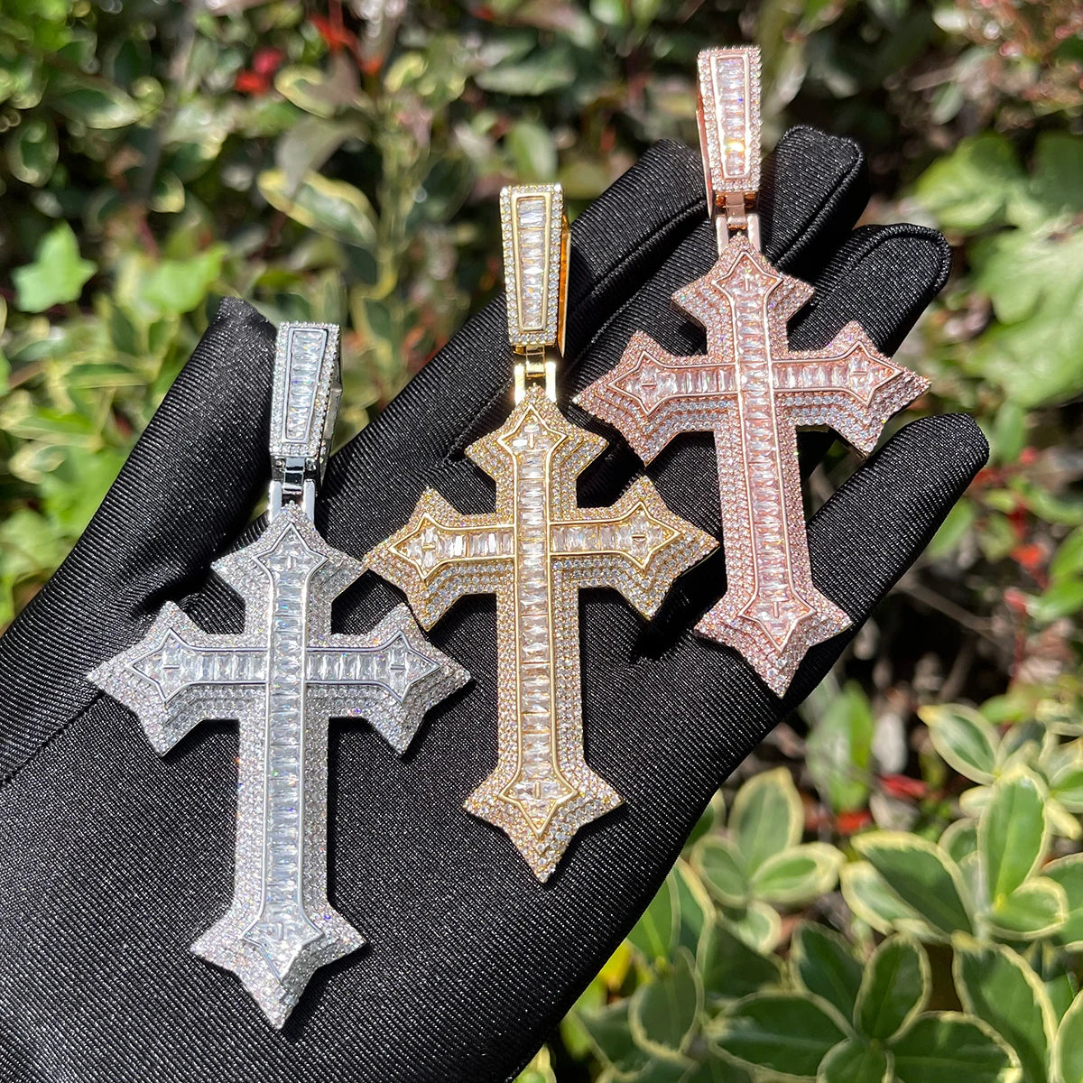 Bubble Letter Iced Out Cross Necklace for Men Prong Setting Real Copper Cubic Zirconia Hip Hop Jewelry Dropshipping Items