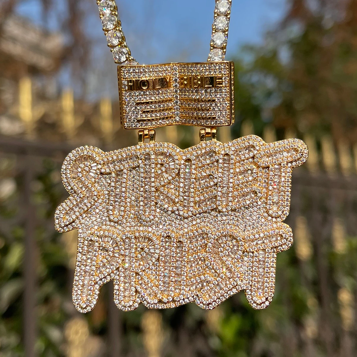 Bubble Letter Iced Out Street Priest Pendant Necklace Prong Setting Cubic Zirconia Real Gold Plated Hip Hop Fashion Jewelry